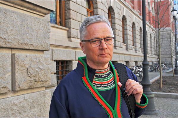 Løste konflikt med «kirkepenger»