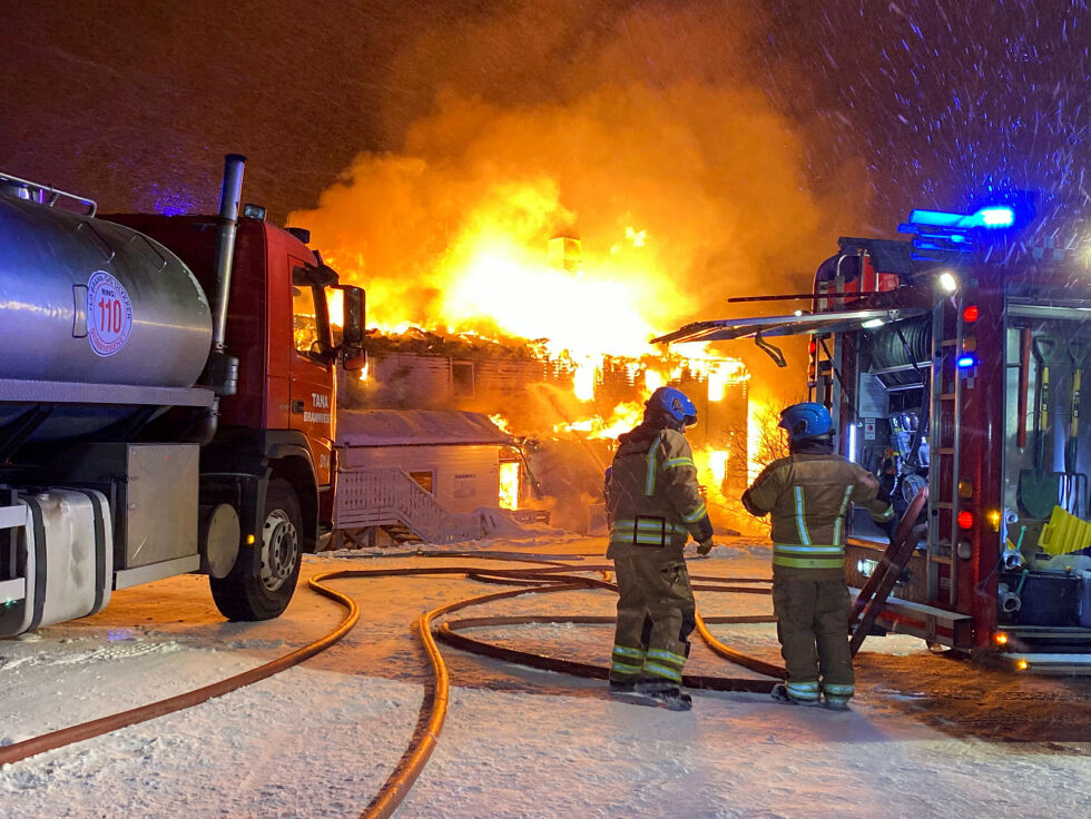 Bygdelaget vil vite om vannforsyningen var optimal under de to storbrannene som nettopp har vært i bygda.
Foto: Iris Egilsdatter Somby
