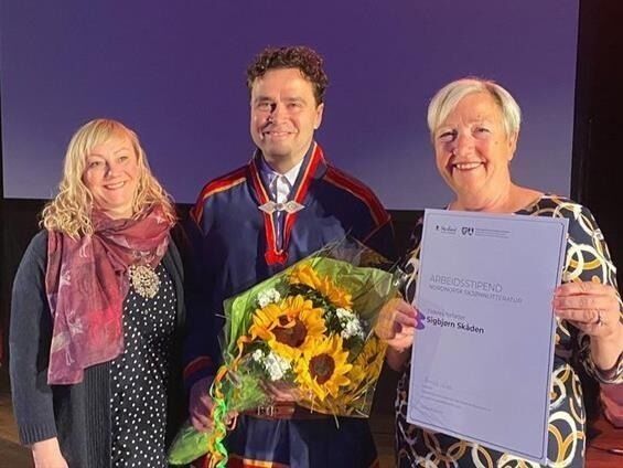 Forfatter Sigbjørn Skåden er tildelt årets arbeidsstipend