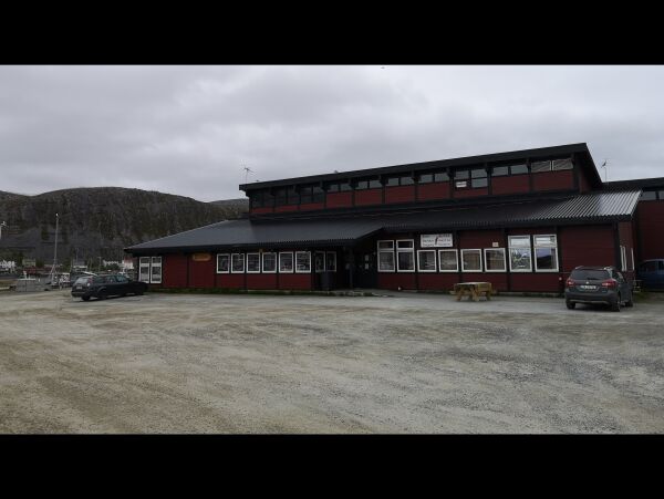 Kjøper seg opp i havna