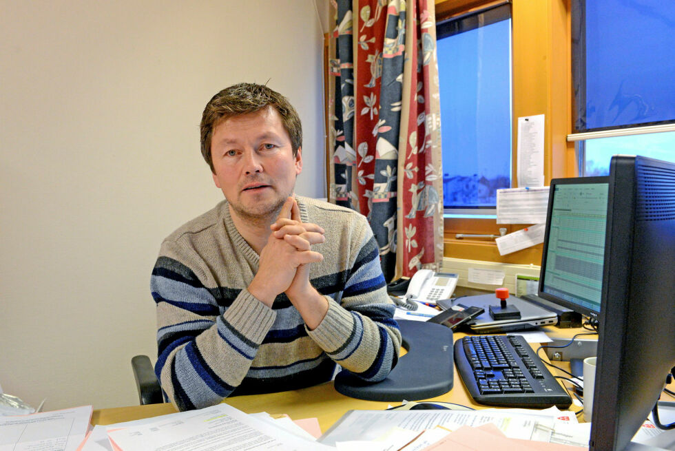 Knut Johnny Johnsen, rektor ved Lakselv barneskole, ønsker en lovmessig avklaring velkommen.
 Foto: Marius Thorsen