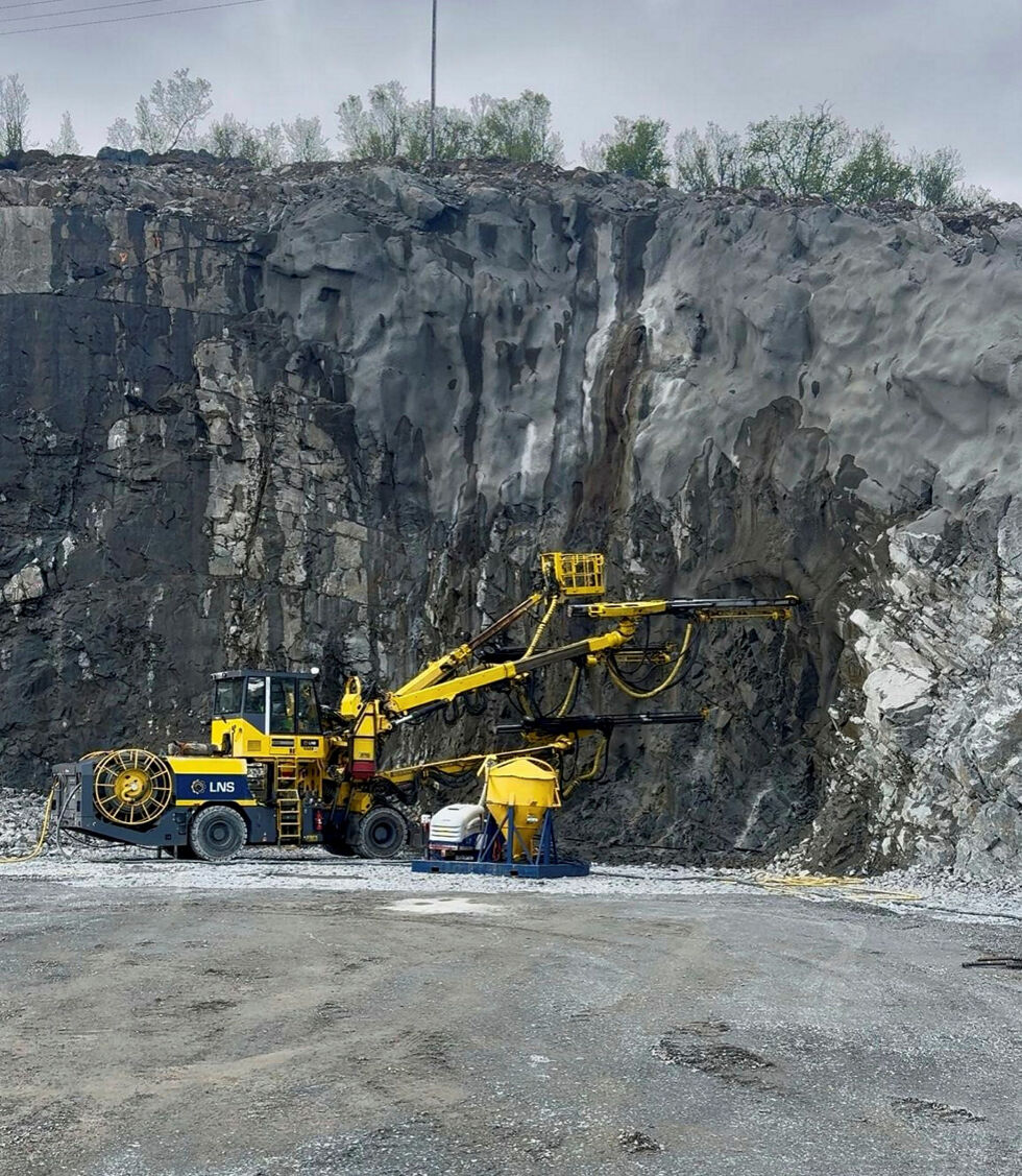 12. juni ble første sprengladning detonert i den nye gruva.
 Foto: Blue Moon Metals