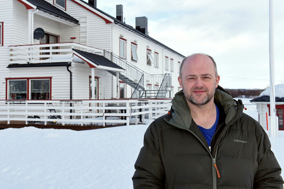 Arnulf Sandvik er styrer ved Solbrått aldershjem i Børselv. Solbrått er et privatdrevet aldershjem som selger plasser til Porsanger kommune.
 Foto: Marius Thorsen