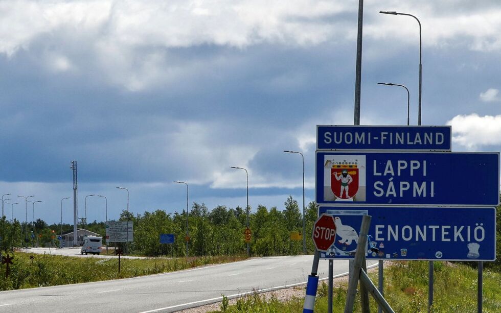 Statens vegvesen og tolletaten har jobbet intenst ved riksgrensa ved Kautokeino de siste dagene.
 Foto: Sara Olaussen Stensvold