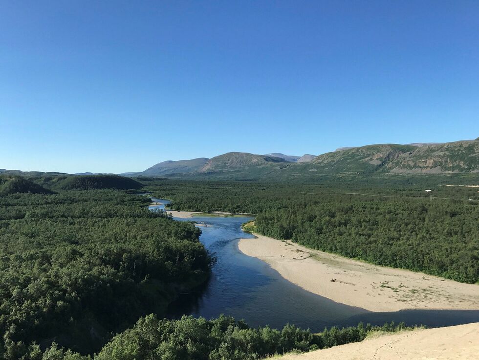 FeFo har sendt ut en pressemelding om endrede kvoteregler i Lakselva. Lakselv grunneierforening sier at dét har de ingen myndighet til å gjøre.
 Foto: Sara Olaussen Stensvold