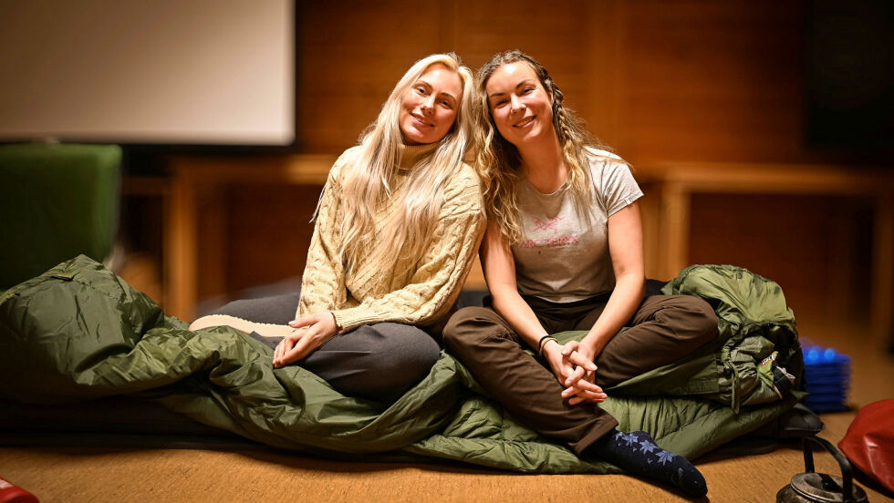 Björk Valnes Atladóttir og Elida Langstein inviterte til inspirasjonsforedrag om vinterfriluftsliv for damer.
 Foto: Irmelin Klemetzen