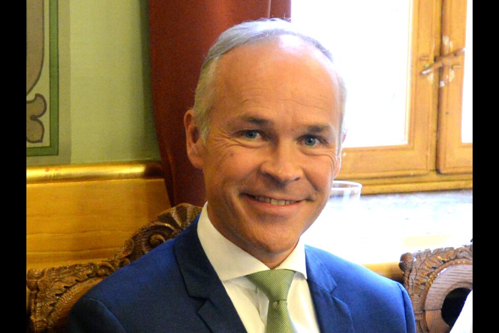 Statsråd Jan Tore Sanner lokker med at samene skal komme bedre ut etter kommunereformen.
 Foto: Steinar Solaas