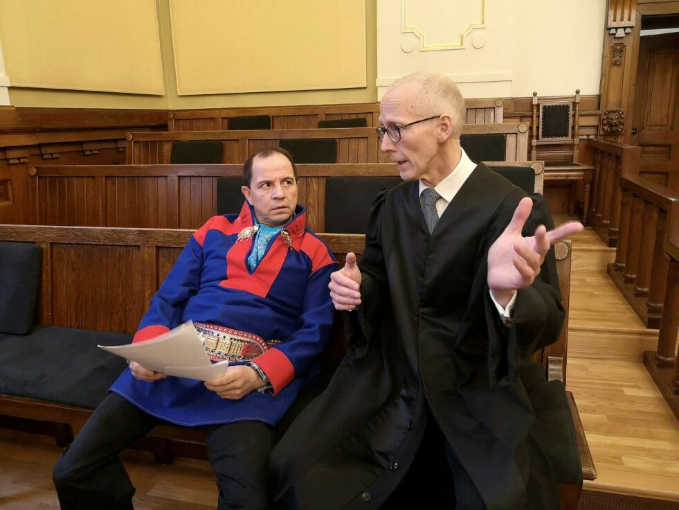 Per Nils Ottar Anti og advokat Brynjar Østgård vant frem med sitt syn i Høyesterett. Foto: Erik Brenli