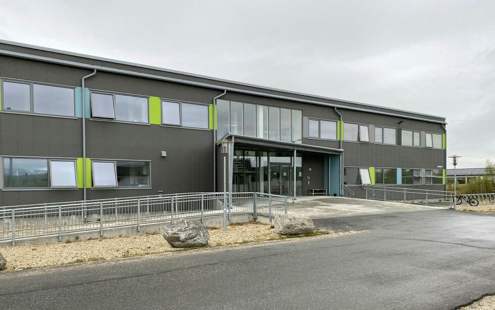 Porsanger kommunes hybelhus i Lakselv er hjem for borteboende elever ved Lakselv videregående skole. Foto: Marius Thorsen