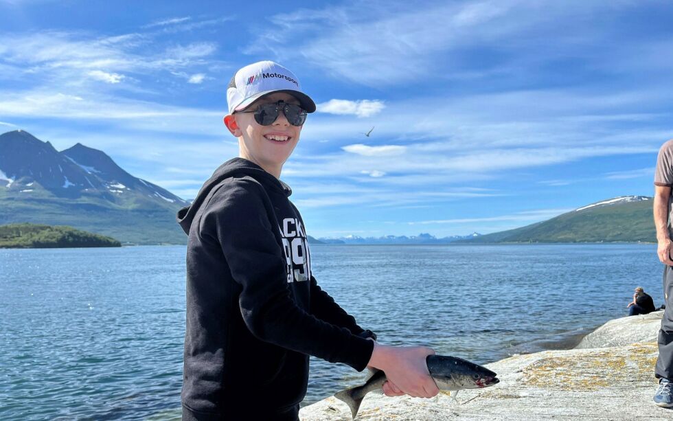 Aleksander Wilsgård fikk sin aller første fisk.
 Foto: Elin Wersland