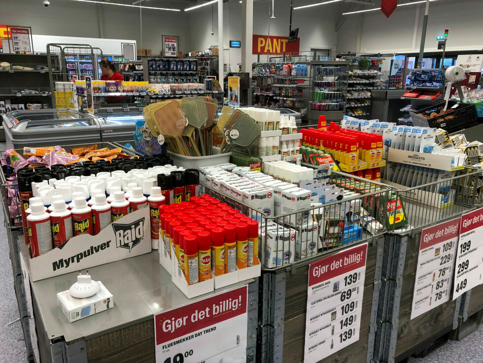 Utvalget av myggmiddel er godt hos Coop, men ett stoff skal ikke være i hyllene.
 Foto: Stein Torger Svala