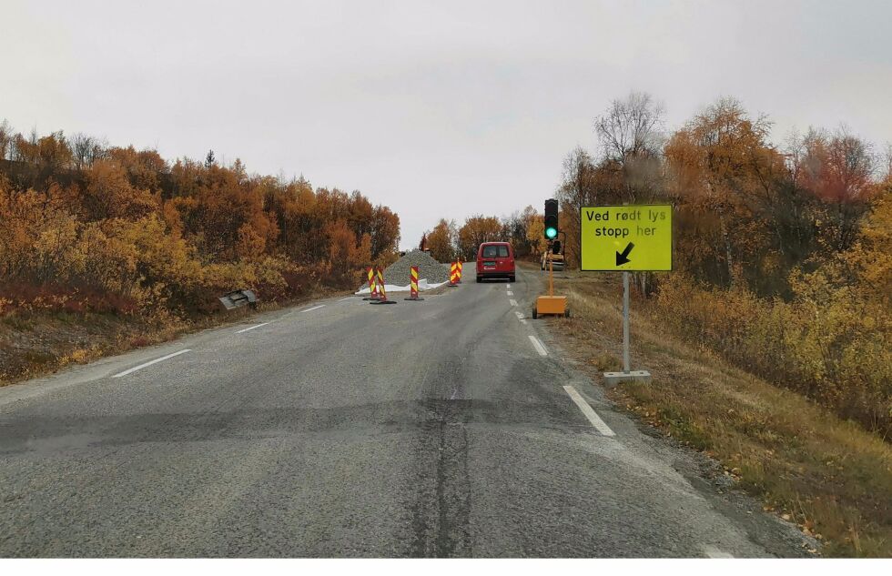 Fra Skoltefossen skal det asfalteres rundt én kilometer opp mot Skoltemælen.
 Foto: Stein-Tore Sivertsen