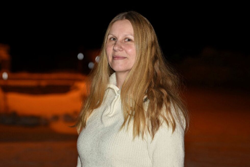Romanens bakteppe er hekseprosessene på 1600-tallet, forteller Ingvild Heimstad Iversen.
 Foto: Lars Birger Persen