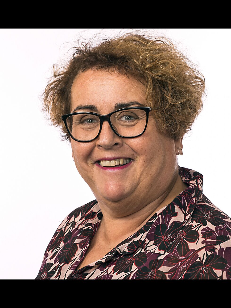 Sametinget og reindriftsnæringen vil involveres i merke- og data-valg, sier landbruks- og matminister Olaug V. Bollestad (KrF) i sitt svar til stortingsrepresentant Geir Adelsten Iversens spørsmål om lovforslaget om plikt-merking av all rein.
 Foto: LMD
