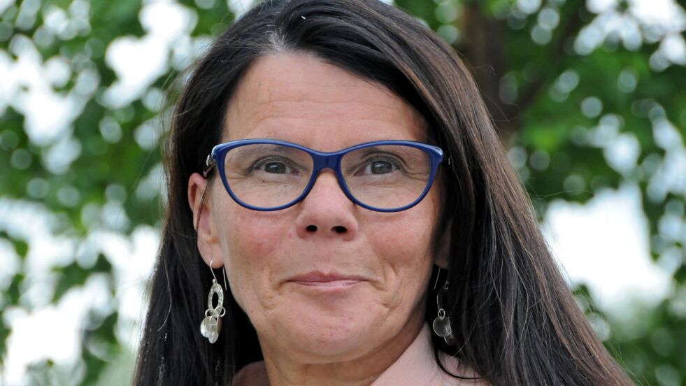 Karasjoklistas Sissel Gaup vil ha full granskning av svømmehallfaktureringen kommunen har begått ovenfor Samisk videregående skole.
 Foto: Stein Torger Svala