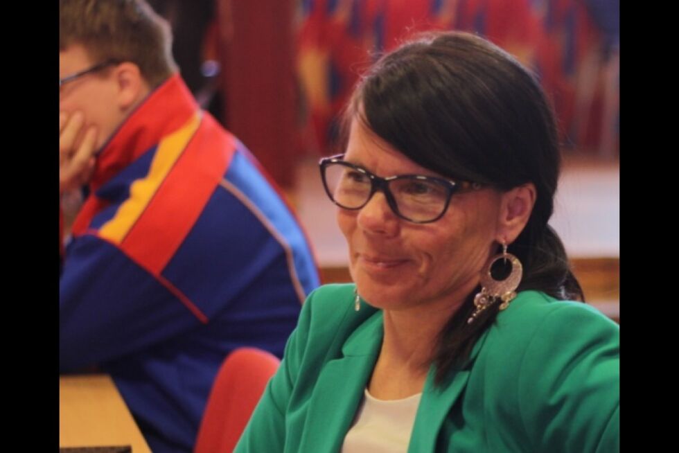 Sissel Gaup (Karasjoklista) ønsket at FeFo dekker kostandene ved de kommunale skuterløypene, men kommunestyret vedtok å utrede løypeavgift.
 Foto: June Helen Bjørnback