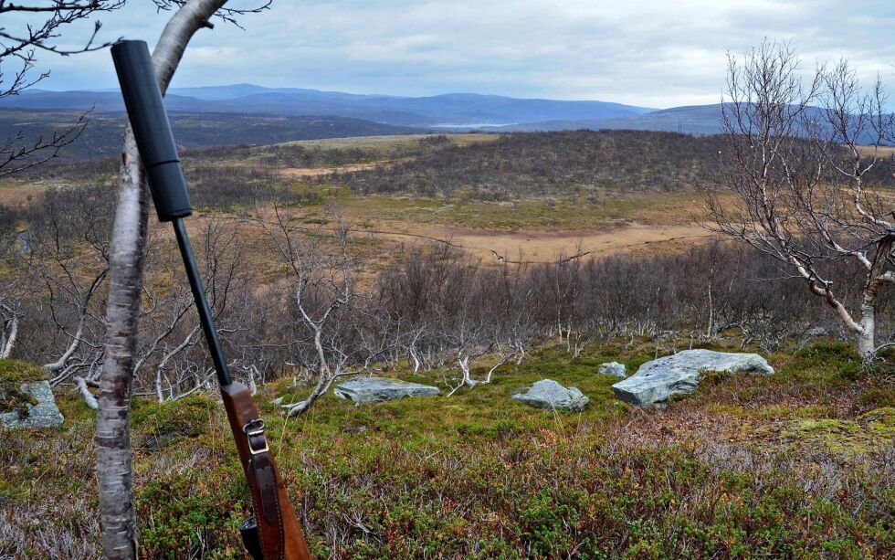 Etter at trek­nin­gen av årets elg­jakt er klar fredag kveld, er det tid for å pusse våpen for mange elg­je­gere i Finn­mark.
Arkivfoto