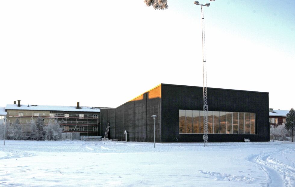 Nytt styringssystem for svømmehallen er nødvendig, og vil gi store energibesparelser for kommunen.
 Foto: Stein T Svala