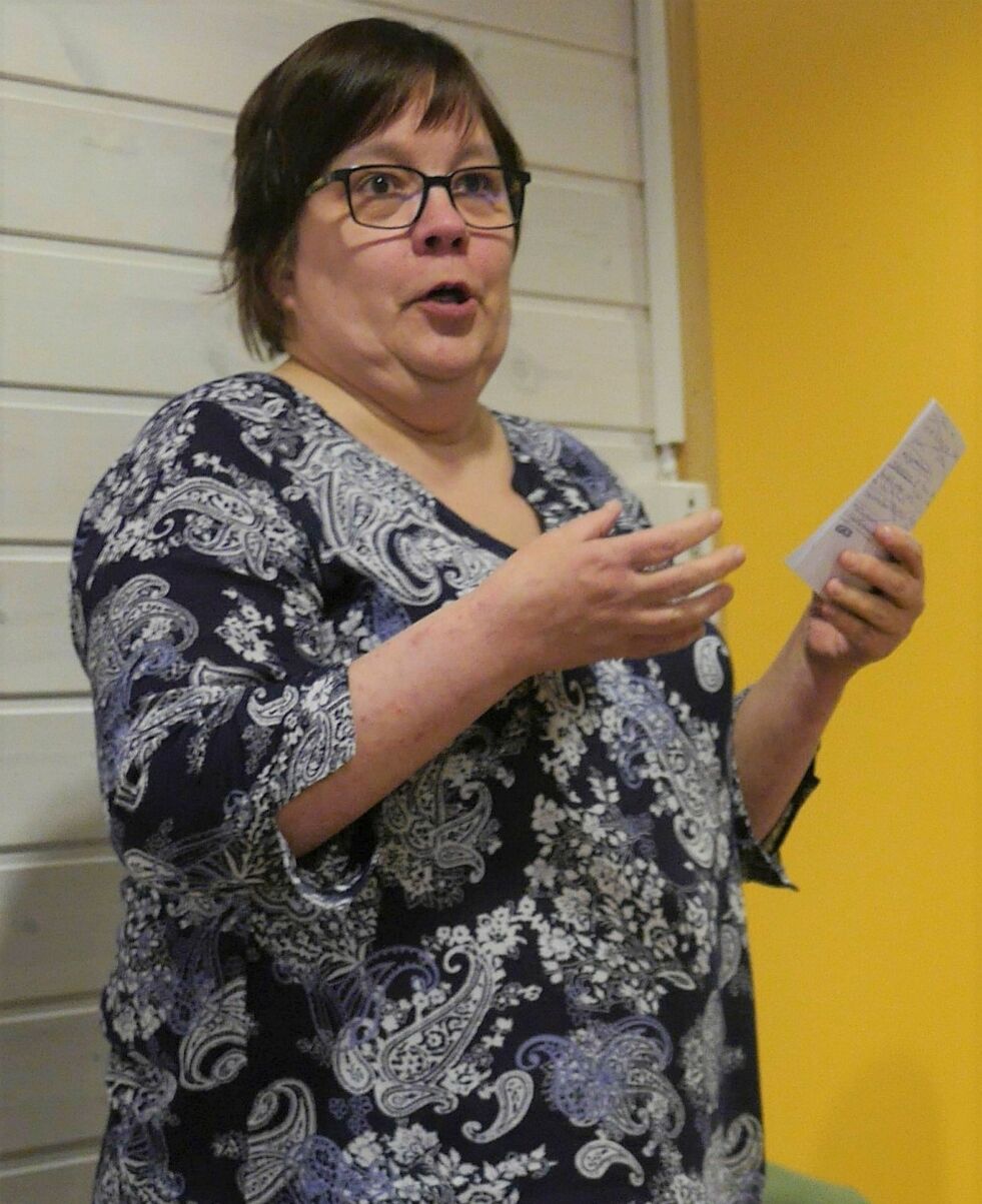 – Vi har 43 barn som lever i familier som har inntekter under fattigdomsgrensa her i vår kommune, påpekte Mariann Pedersen Bårdsnes. Alle foto: Geir Johansen