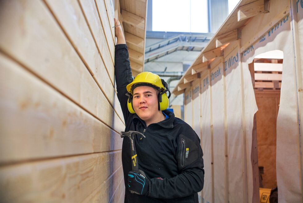 Jan Egil Høgden trives bedre i verkstedet enn på sykehuset.
 Foto: Frøydis Falch Urbye