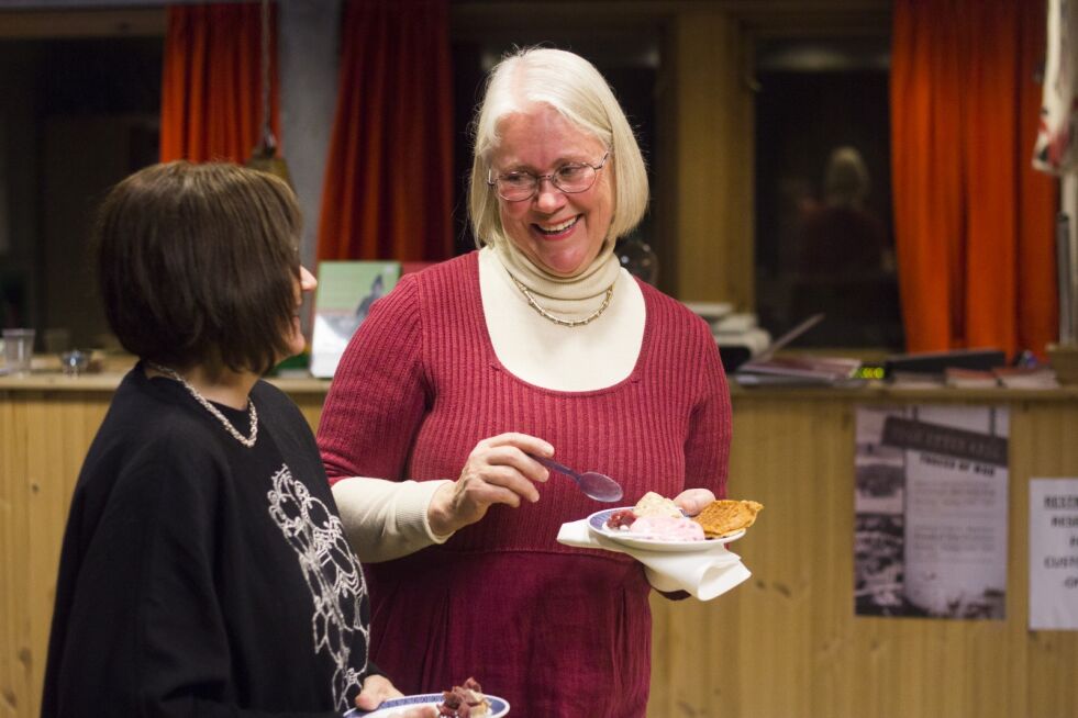 Kari Sommerseth Jacobsen er etnolog og avdelingsleder ved Vefsn Museum. Jacobsen holdt foredrag om Renbergs liv under utstillingsåpningen, i tillegg snakket hun om arbeidet med utstillingen.
 Foto: June Helén Bjørnback