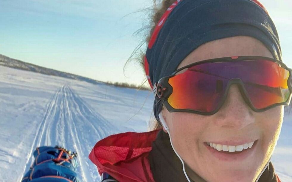 Etter en coronastopp har Kristin Harila fortsatt turen på ski fra Alta til Vadsø.
Foto: Privat