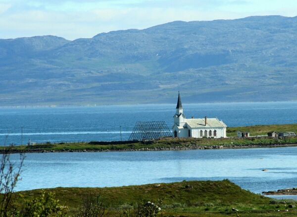 Åpen kirke i Nesseby
