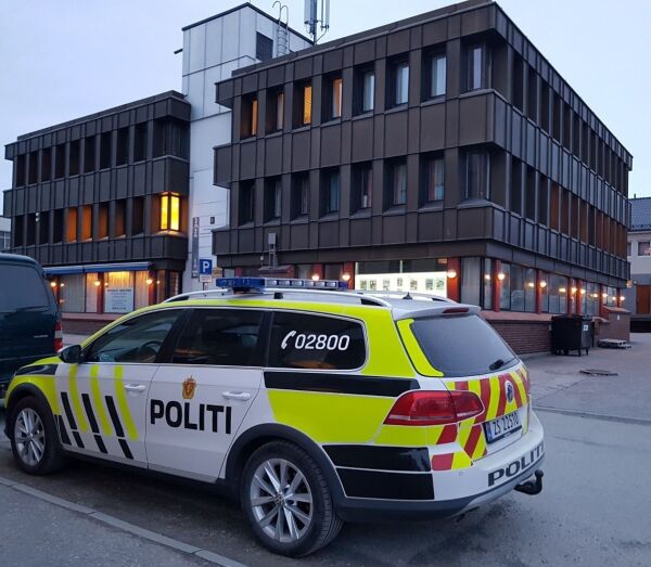 Høyre sentraliserer videre