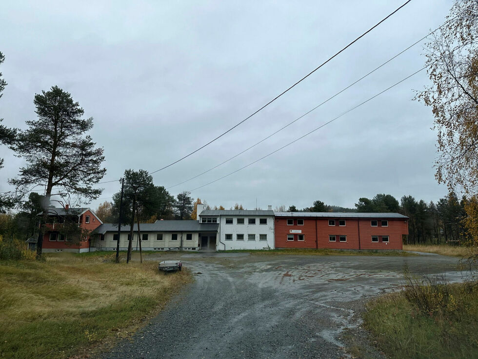 Internatet stor ferdig i 1956, og frem til utpå 70-tallet var det mange elever her.
 Foto: Hallgeir Henriksen