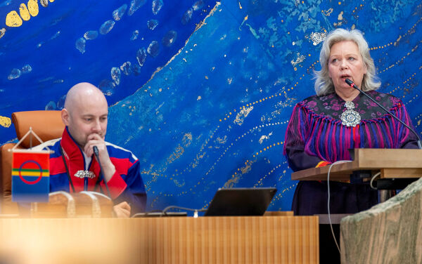 Går imot å opprette ærespris