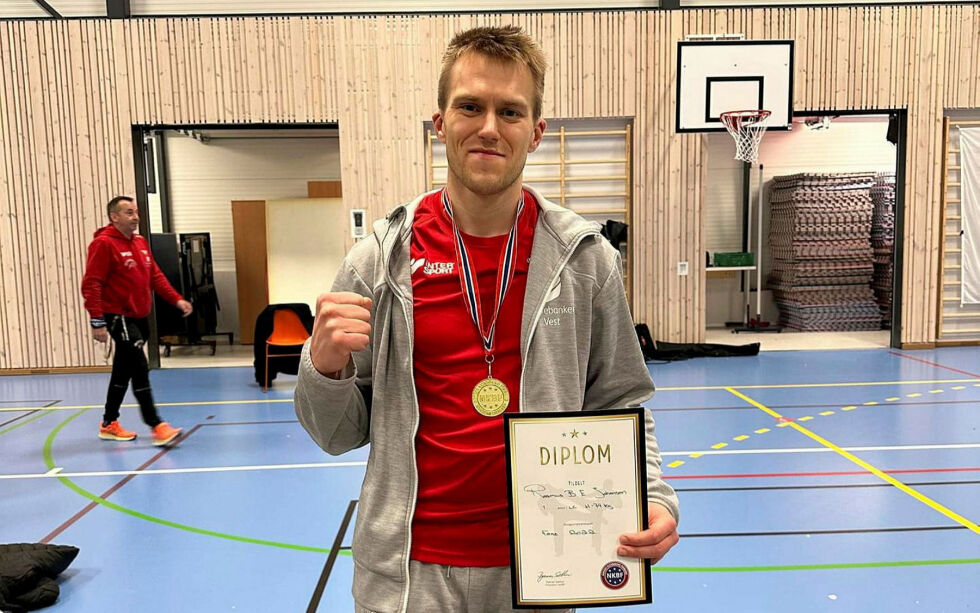 Rasmus Bjørkli Eide Johansen ble norgesmester i kickboxing.
 Foto: privat