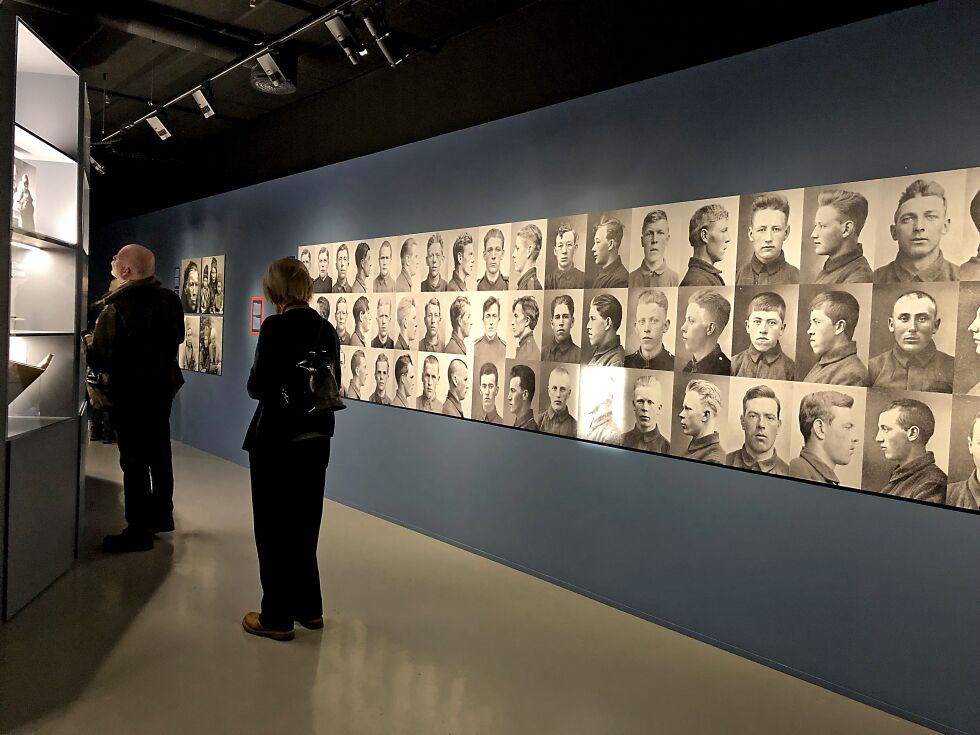 Utstillingen tar deg med i raseforskernes fotspor. – Forskere prøvde å bestemme den nordiske rasen gjennom fotografering og detaljerte målinger av kroppen, forteller medisinhistoriker Ellen Lange.
 Foto: Hannah Persen