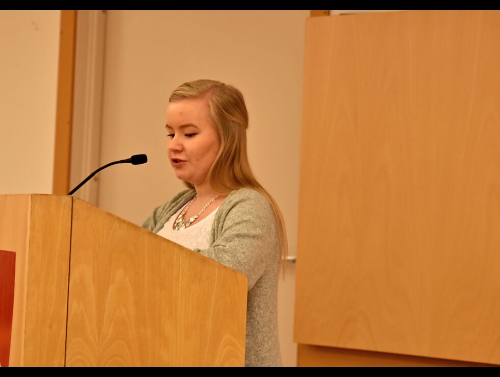 Kommunestyremedlem og nestleder i sektorstyret for helse- og omsorg, Agnete Masternes Hanssen (Ap) vil ha reduksjon i kostprisen for Porsangers pensjonister opp som sak i kommunestyremøtet på onsdag.
 Foto: Bjørn Arne Johansen