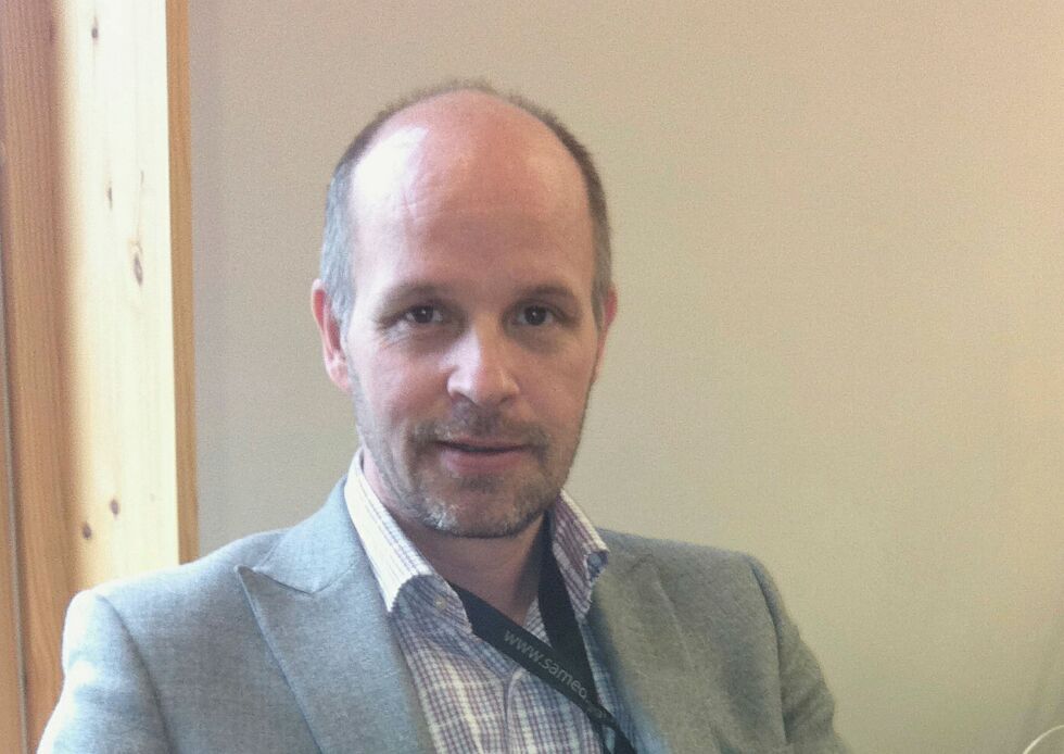 Koordinator for interessegruppa i Karasjok, Rune Sverre Fjellheim lurer på hvor FeFo står etter at FeFo-styret i januar opphevet vedtaket fra 2020 der de støttet Finnmarkskommisjonens konklusjon om Karasjok-folkets kollektive eierskap til sin utmark.
 Foto: STEIN TORGER SVALA