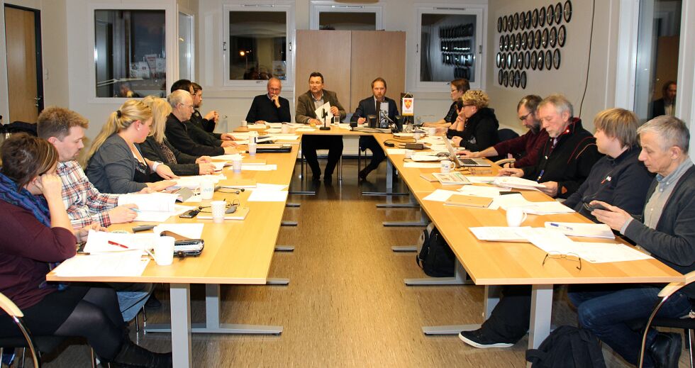 Etter et forslag fra Arbei­der­par­ti­et/SV valgte kommunestyret i Nes­seby å utsette saken om bosetting av flyktninger for de neste årene.
 Foto: Torbjørn Ittelin