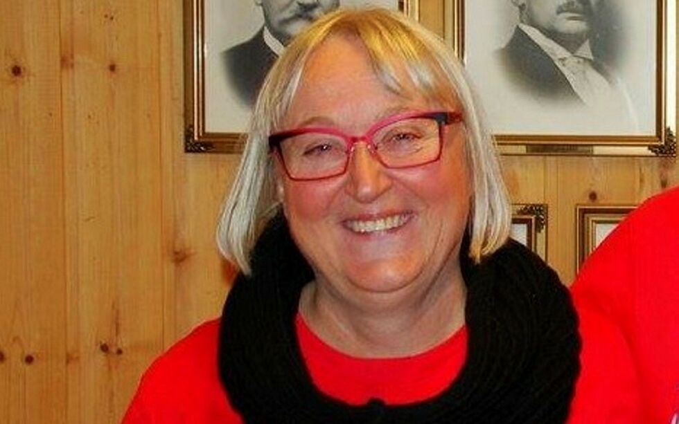 Hasvik-ordfører Eva Husby sier til Ságat at forslaget fra regjeringa som er vedtatt om Loppa marine verneområde, er et forslag de kan leve godt med i Hasvik.
 Foto: privat
