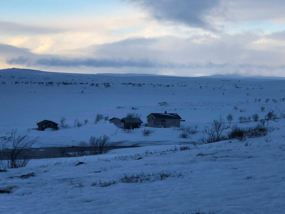 – FeFo skal være en pådriver for kommunalt eierskap til grunnen der det er formålstjenlig for innbyggerne i de enkelte kommuner, står det i Finnmark SPs valgprogram. SP-politiker og FeFo-styreleder Kurt Pasvikbamsen Wikan satt med nøkkelen til å løse Karasjok-sakene, men unnlot å etterleve sitt eget valgprogram, uten at det hittil har fått konsekvenser for hans styreplass i FeFo.
 Foto: Stein Torger Svala