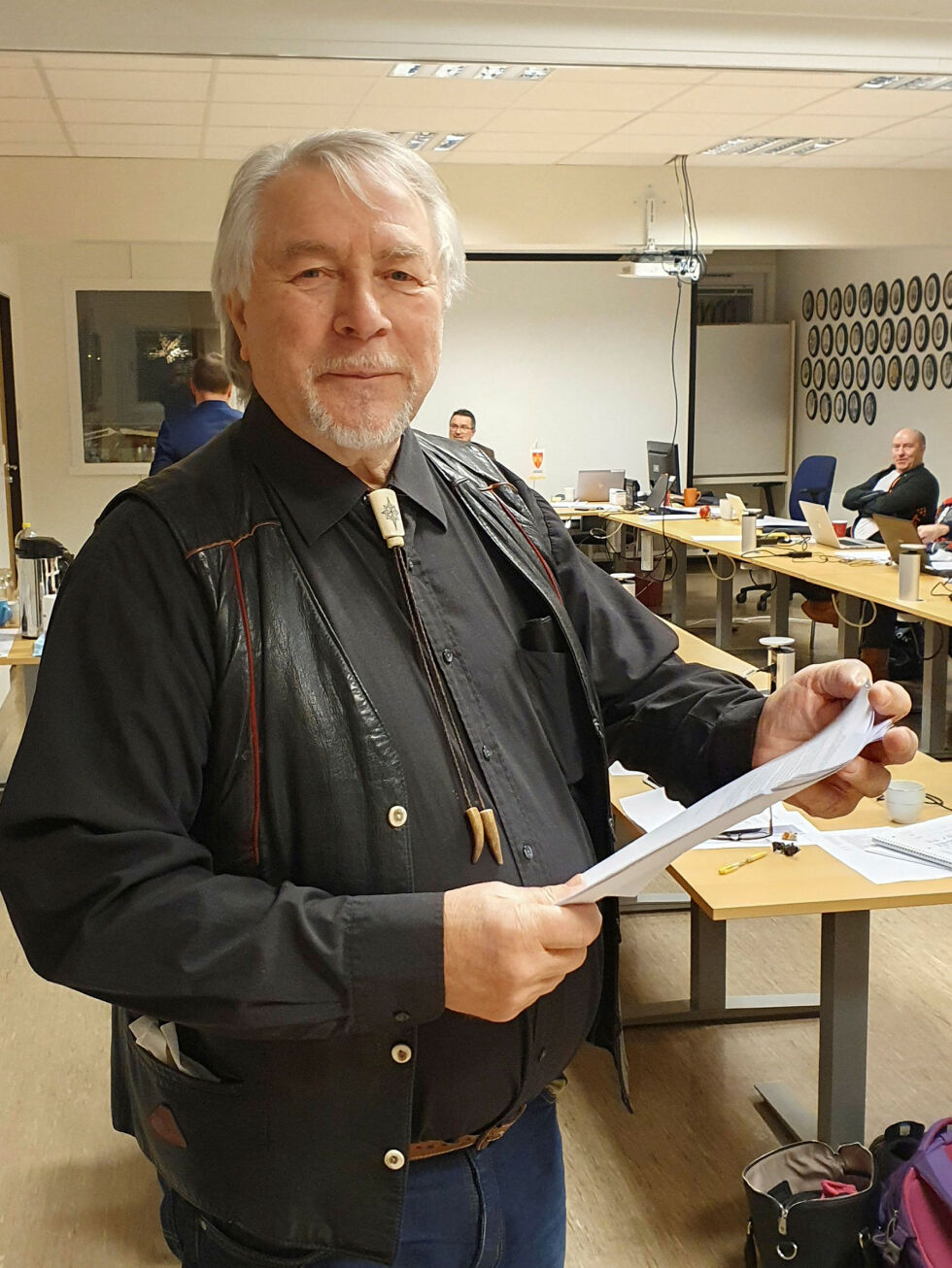 Den tidligere sameaktivisten Bjarne Store-Jakobsen fra Nesseby, blir å treffe på Nasjonalbiblioteket i Oslo lørdag 18. mars der han skal fortelle om hva de kjempet for under Alta-aksjonen.
Foto: Torbjørn Ittelin