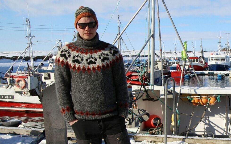 Fisker Lars Emil Su­ku­va­ra me­ner økt krab­be­kvo­te til unge fisk­ere ab­so­lutt kan være med på å øke re­krut­te­rin­gen til fiskeryrket.
 Foto: Torbjørn Ittelin