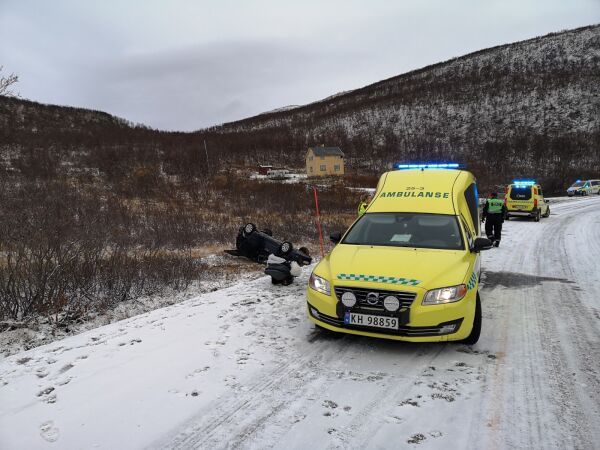Fire sendt av gårde med helikopter