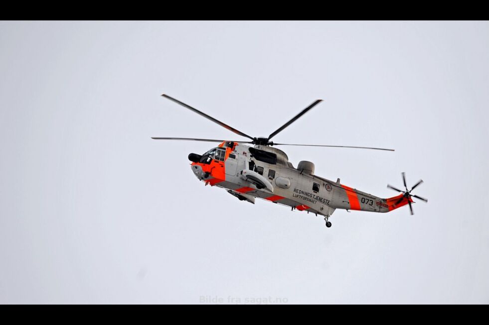 Sea King redningshelikopter fra Banak hentet opp alle tolv fra fiskebåten nordøst for Honningsvåg..
 Foto: Illustrasjonsfoto