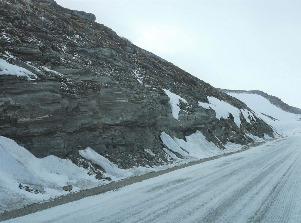 Årsmøtet til Nordkapp Arbeiderparti krever at det blir bedre rassikring på E69 mellom Olderfjord og Magerøya. Man viser til at det også denne vinteren har gått flere sneras på veistrekningen.
 Foto: Geir Johansen