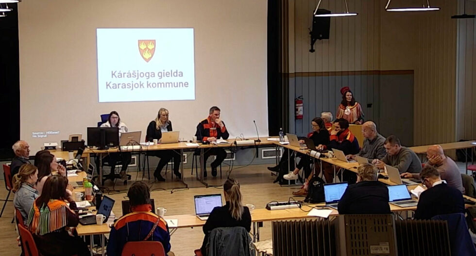 Svein Atle Somby fikk ikke fritak fra ordførervervet, men får permisjon fra 11. august til neste kommunestyremøte i oktober.
 Foto: Skjermdump