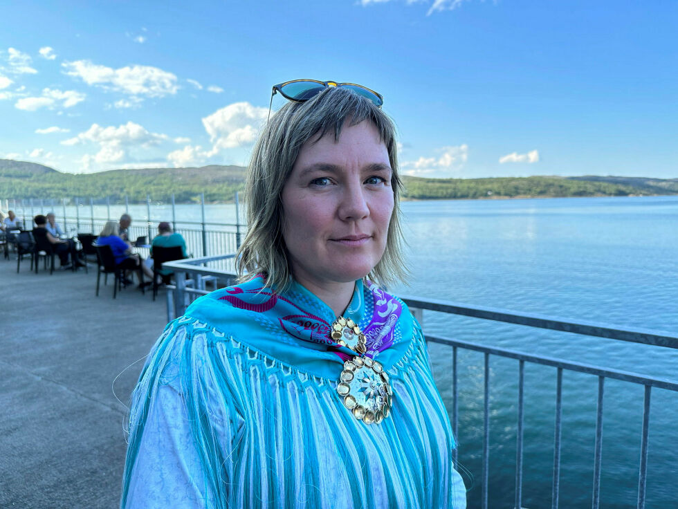 Reineier og formidlingsvikar Elin Magga er én av sju søkere til stillinga. Hun har markert seg som en sterk talskvinne for reindrifta.
 Foto: Hallgeir Henriksen