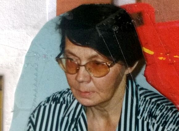 72-årige Nina Jefremoff er forsvunnet i området ved finsk Näätamö. Hun ble sist sett forrige onsdag, og hadde på seg mørke klær
 Foto: Finsk politi
