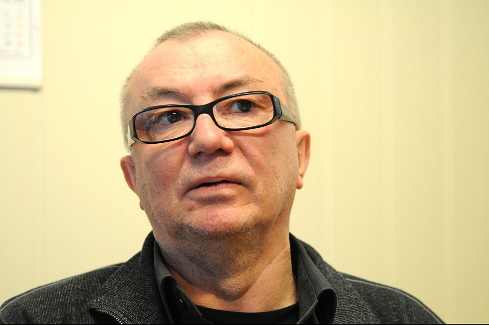 Olav Sara Nikkinen i Humanetisk forbund i Karasjok sier til Ságat at hans forbund setter menneskeverd høyt. – Alle kan vies hos oss, også likekjønnede, sier han.
 Foto: Stein T Svala