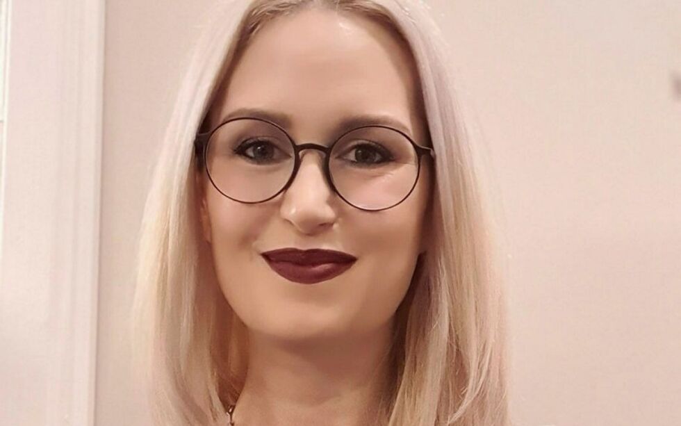 Aurora Bårdsen Nielsen (35) er nyvalgt leder i den samiske kvinneforeningen Norgga Sáráhkká.
Foto: Privat