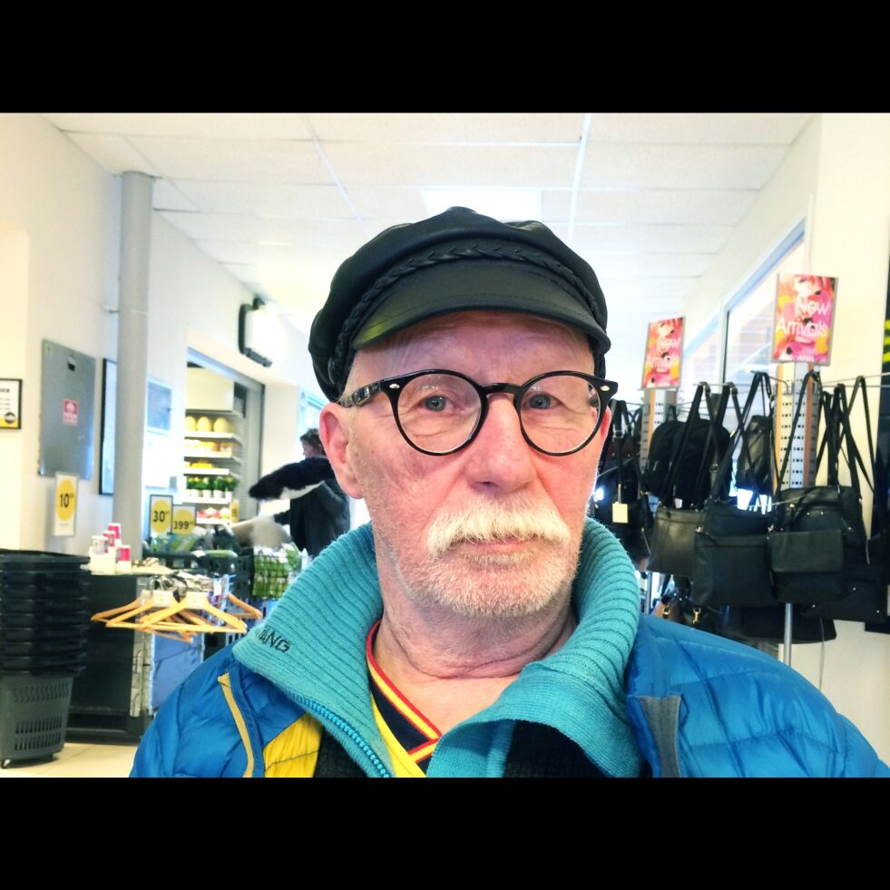Bjørn Tore Pedersen er fornøyd med enkelte av navneforslagene, men han sier at han tror enkelte i KOS-området vil få vanskeligheter med å uttale adressen sin, dersom de nye samiske veinavnene går i gjennom.
 Foto: Sonja E. Andersen