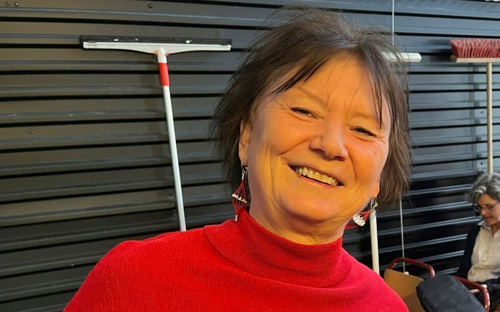 – Jeg er den tredje samiske forfatteren som mottar prisen, og det viser at samisk litteratur står sterkt i nord, sier forfatter Irene Larsen til Ságat.
 Foto: Elin Wersland