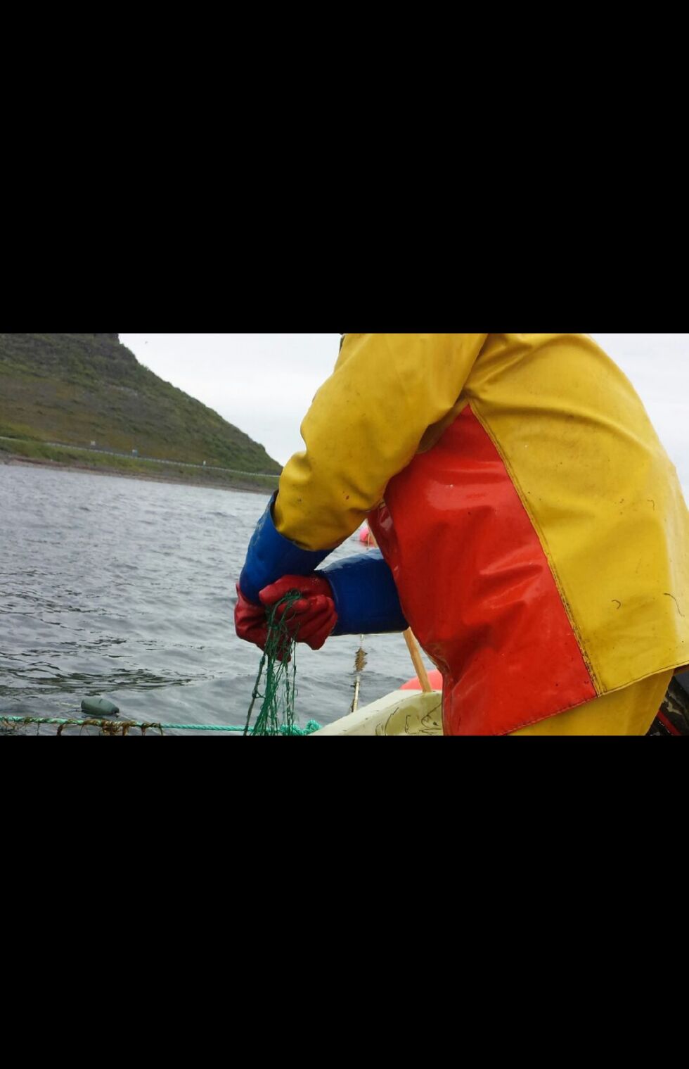 Norges Fiskarlag mener sjølaksefiskerne har tatt en altfor stor belastning for at fisket etter laks skal strammes inn. Fiskarlaget ber blant annet om utvidet fisketid for denne gruppen.
 Foto: Torbjørn Ittelin
